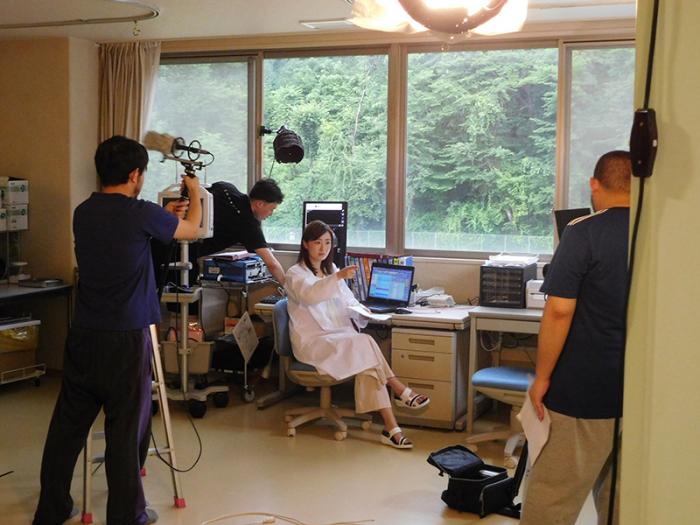 映画「普通は走り出す」の撮影舞台として佐藤病院が登場します。